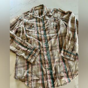 Wrangler Plaid Button Up Long Sleeve - Women’s Small